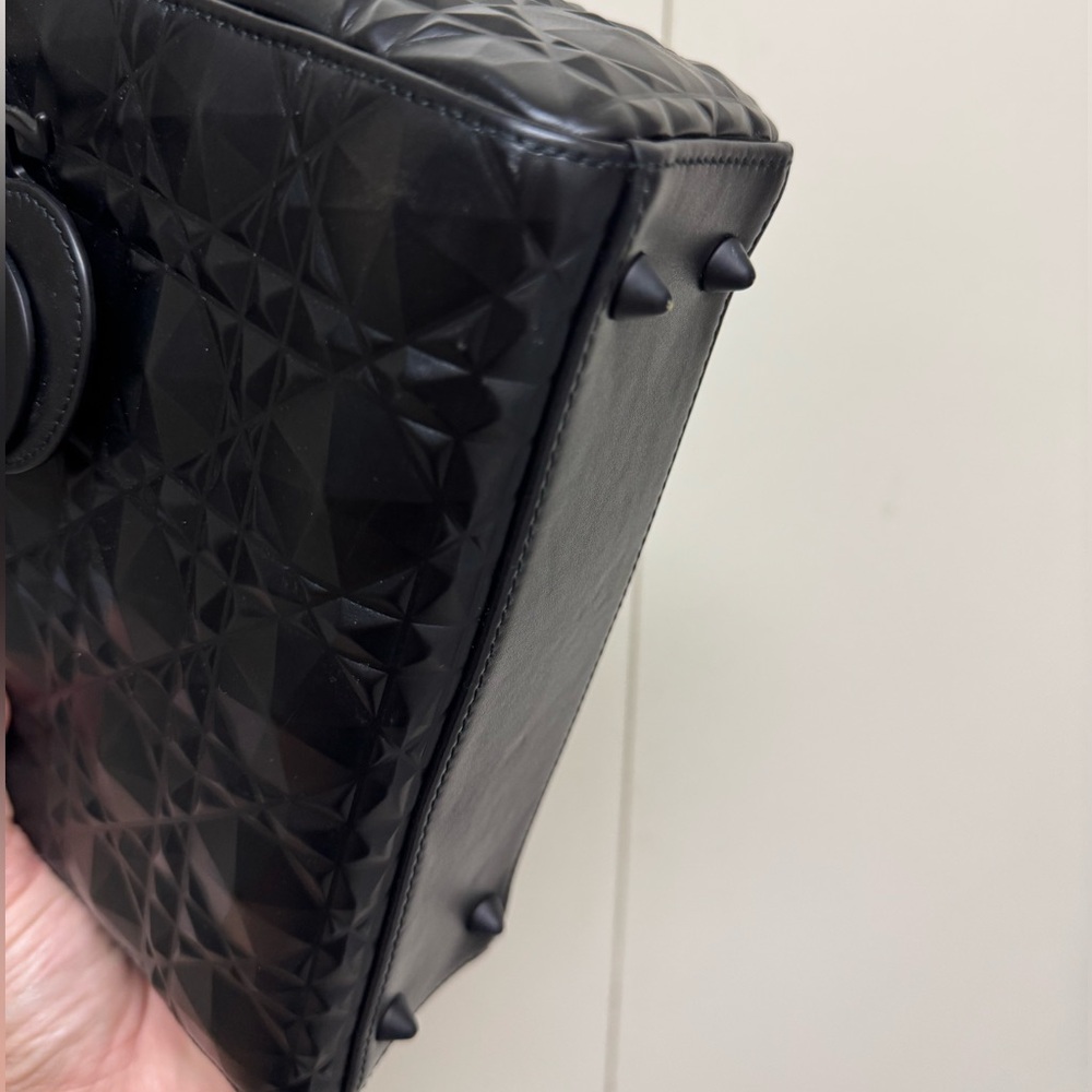 Dior Black Mini Bag with Iconic Quilted Design - Picture 4 of 8